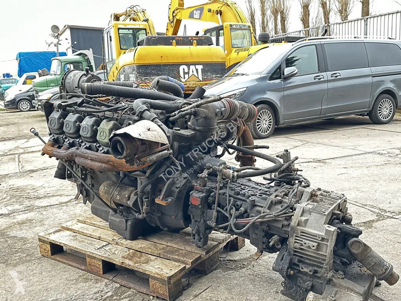 Vrachtwagenonderdelen Mercedes OM 442 V8 Engine...