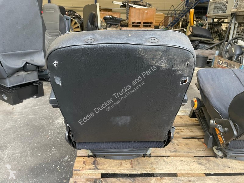 Reservdelar lastbilar DAF 0082941 DRIVER SEAT ISRI