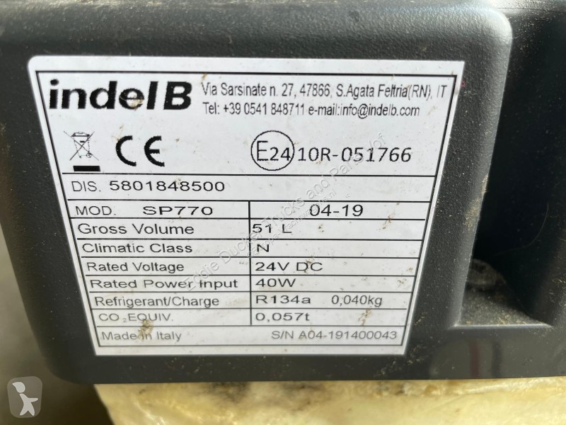 Náhradní díly pro kamiony Iveco 5801848500 51...