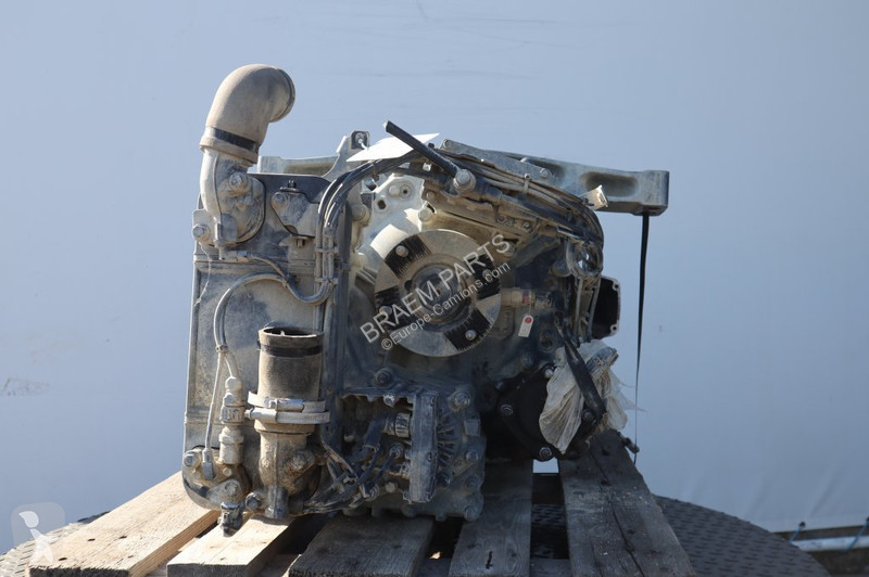 Reservdelar lastbilar MAN 12 + 2GZ 2700DD+RET...