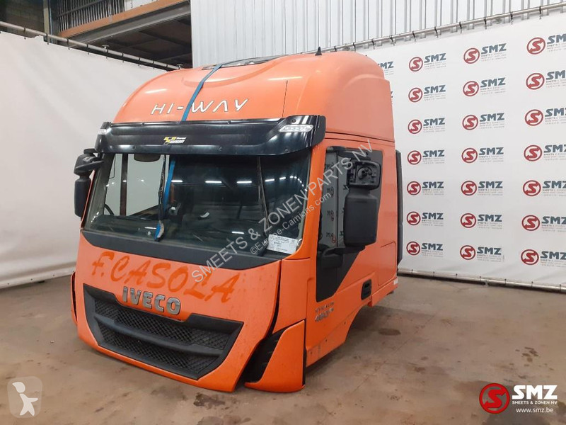 Reservdelar lastbilar Iveco Occ cabine compleet...