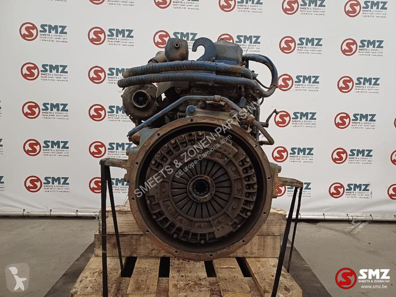 Náhradní díly pro kamiony Mercedes Occ motor...