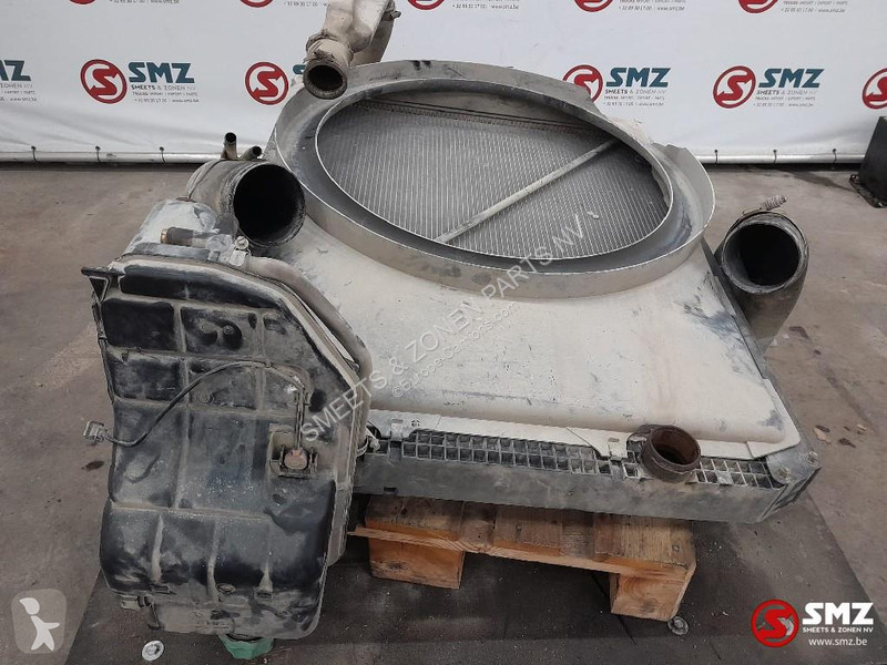 Ricambio per autocarri Mercedes Occ radiator +...