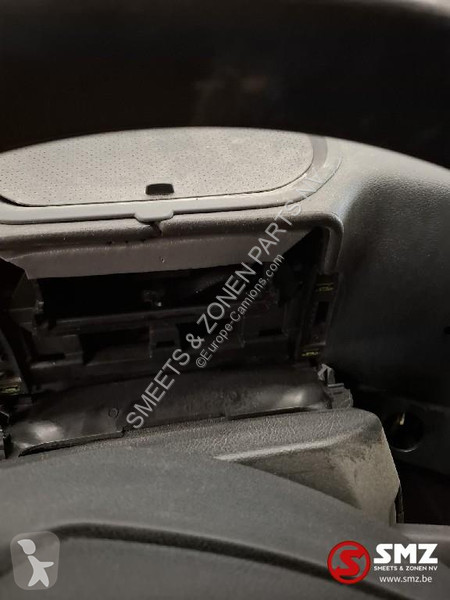 قطع غيار الآليات الثقيلة Mercedes Occ Cabine...