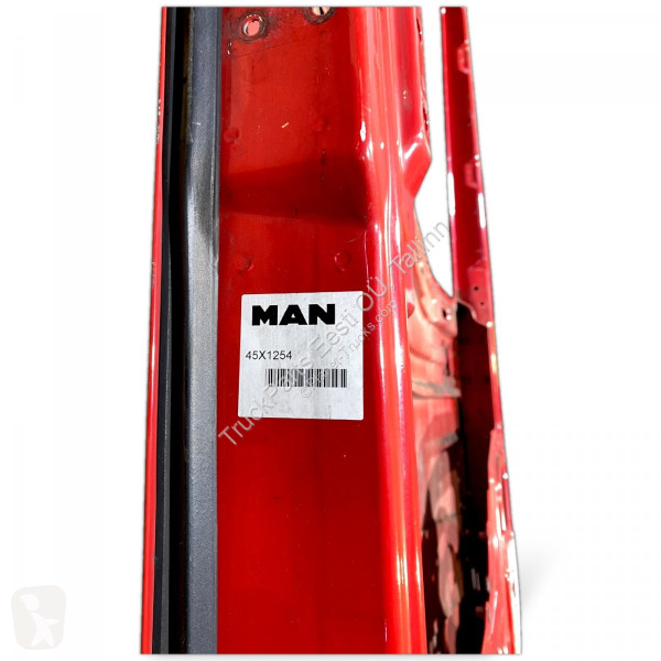Náhradní díly pro kamiony MAN TGX 24.400 (01.07-)