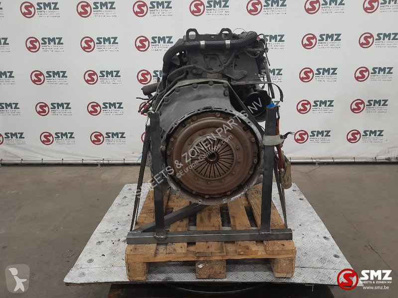Náhradní díly pro kamiony Mercedes Occ motor...