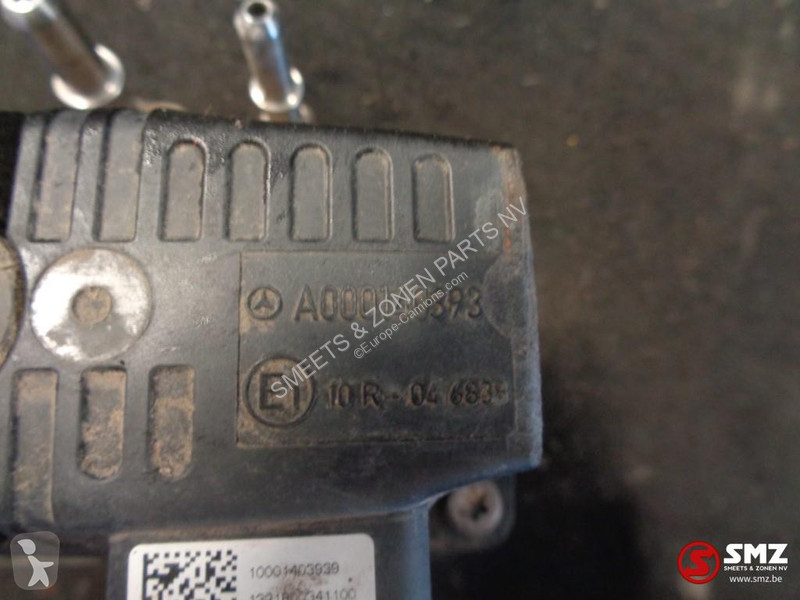Vrachtwagenonderdelen Mercedes Occ adbleu pomp...