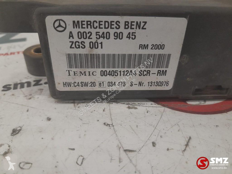 Reservdelar lastbilar Mercedes Occ ECU AdBlue...