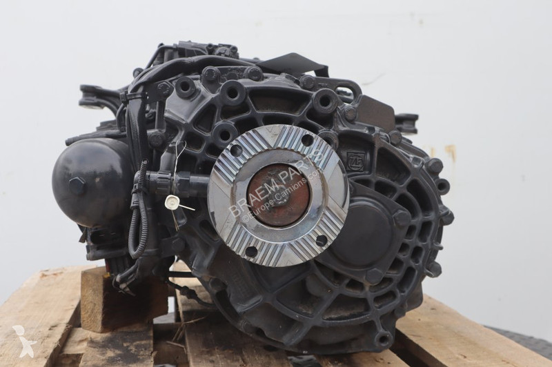 قطع غيار الآليات الثقيلة ZF 6AS800OD 81.32004-6338
