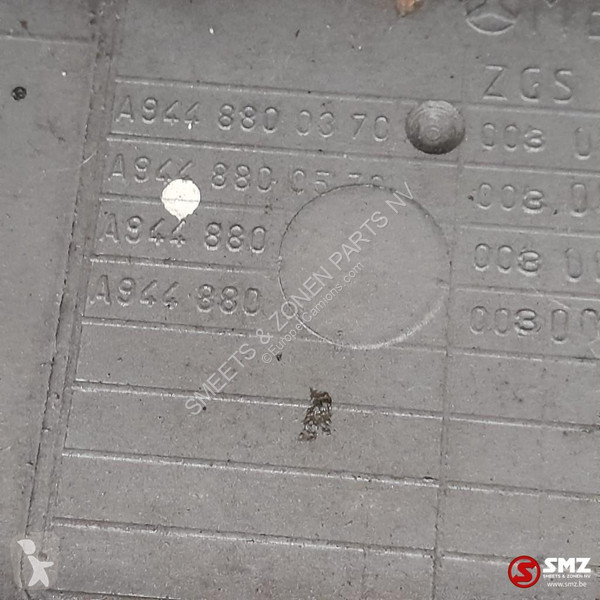 Vrachtwagenonderdelen Mercedes Occ voorbumper...
