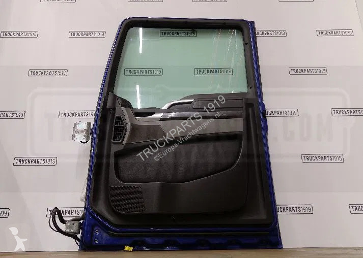قطع غيار الآليات الثقيلة MAN 81.62600-4130...
