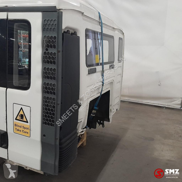 قطع غيار الآليات الثقيلة MAN Occ cabine RHD MAN