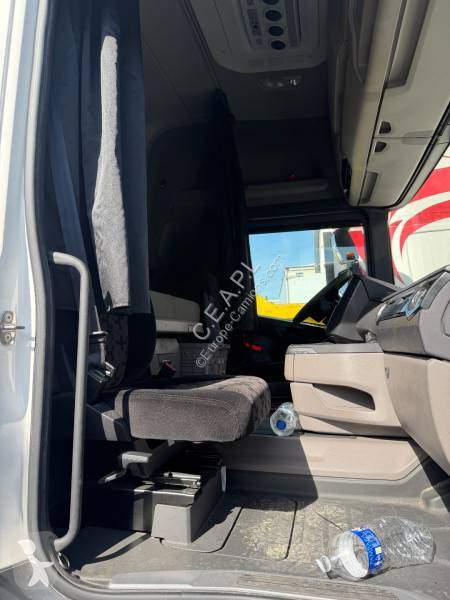 قطع غيار الآليات الثقيلة Scania CR 20 H complet