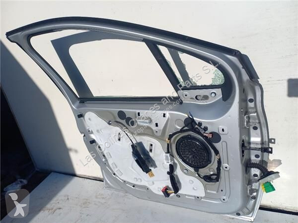 قطع غيار الآليات الثقيلة Peugeot Porte...