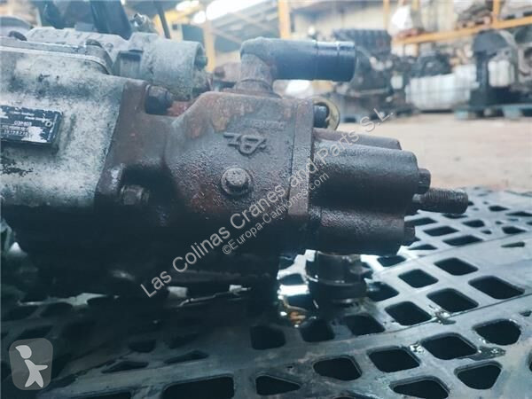 قطع غيار الآليات الثقيلة Nissan Pompe...