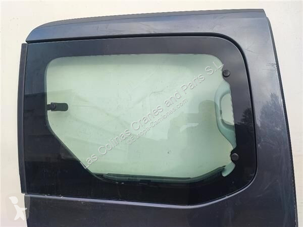 Pezzi di ricambio per mezzi pesanti Peugeot...