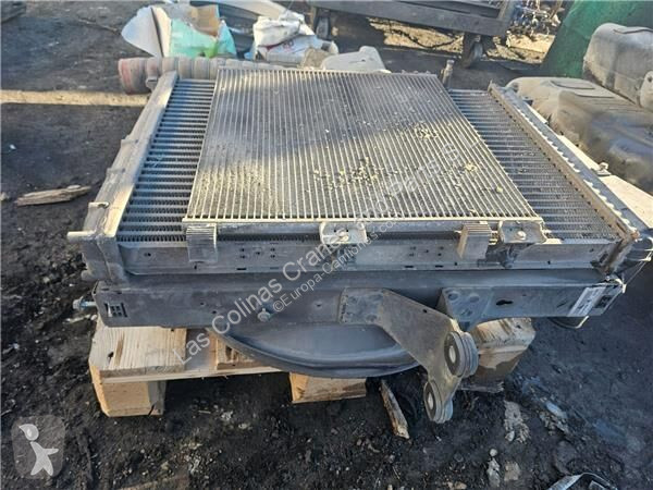 قطع غيار الآليات الثقيلة Renault Radiateur de...