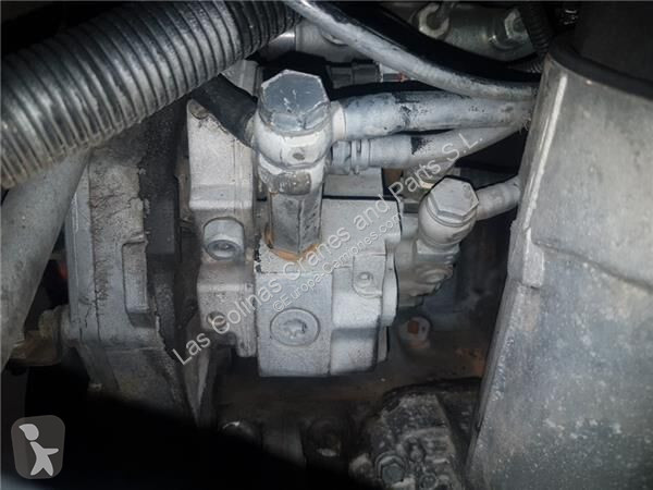 قطع غيار الآليات الثقيلة MAN Pompe d'injection...
