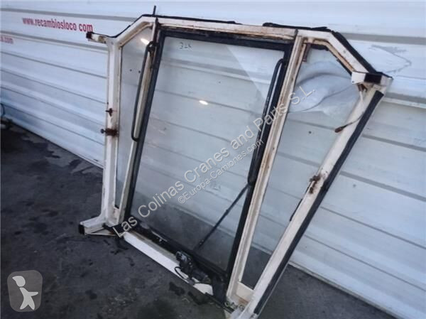 قطع غيار الآليات الثقيلة JCB Lunette arrière...