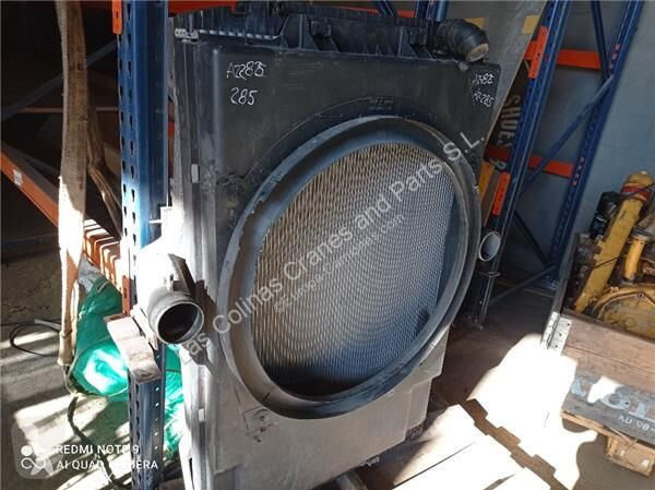 قطع غيار الآليات الثقيلة Iveco Radiateur de...