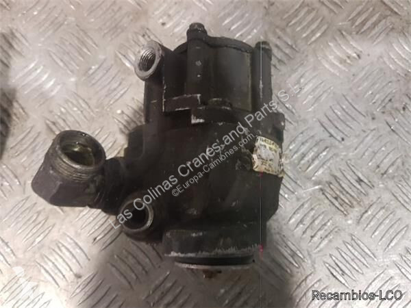 قطع غيار الآليات الثقيلة Mercedes Pompe...