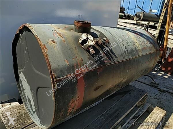 Teherautó-alkatrészek  Réservoir de carburant...
