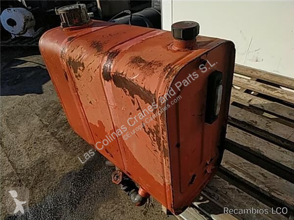 قطع غيار الآليات الثقيلة  Réservoir hydraulique...