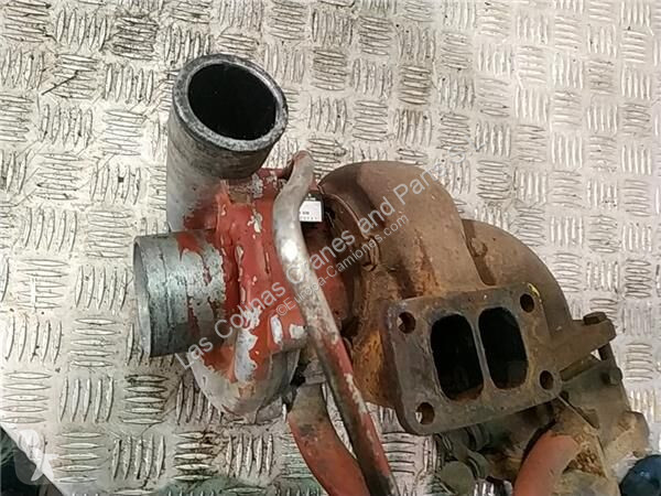 قطع غيار الآليات الثقيلة Renault...