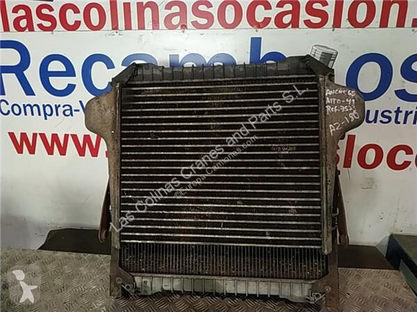 قطع غيار الآليات الثقيلة Iveco Radiateur de...