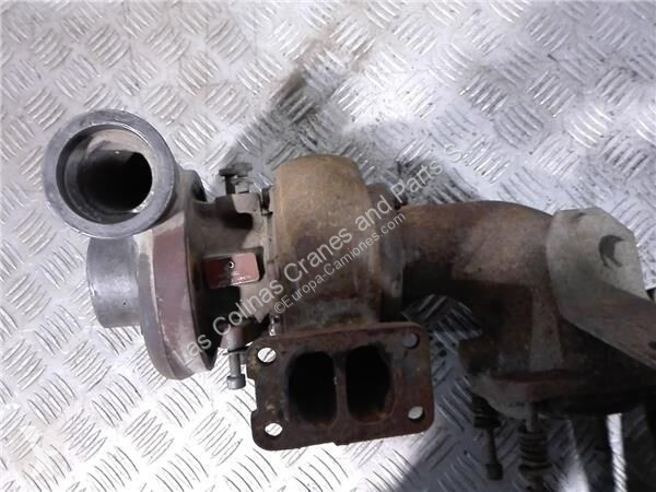 قطع غيار الآليات الثقيلة Renault...