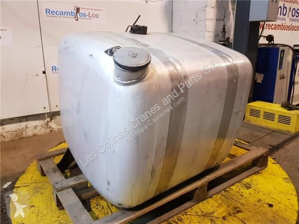 قطع غيار الآليات الثقيلة Mercedes Réservoir de...