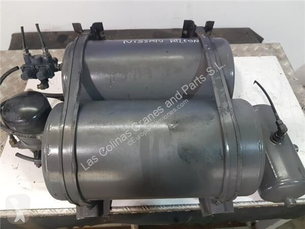 قطع غيار الآليات الثقيلة Nissan Réservoir d'air...