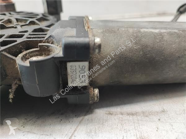 قطع غيار الآليات الثقيلة DAF Moteur 0130821917...