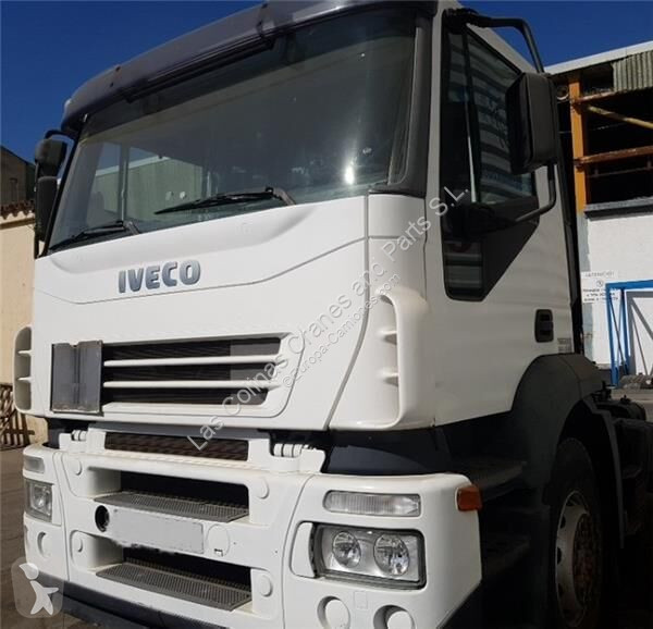 قطع غيار الآليات الثقيلة Iveco Cabine 504087027...