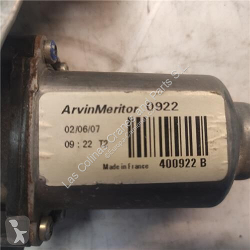 قطع غيار الآليات الثقيلة Ford Lève-vitre...