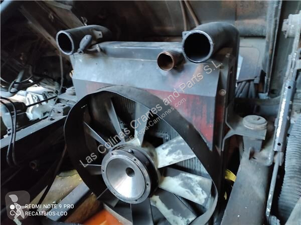 قطع غيار الآليات الثقيلة Renault Pompe...