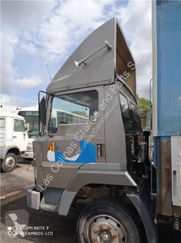 قطع غيار الآليات الثقيلة Nissan Cabine pour...