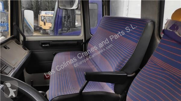 قطع غيار الآليات الثقيلة Renault Cabine pour...