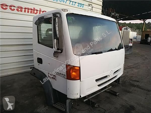 قطع غيار الآليات الثقيلة Nissan Cabine pour...