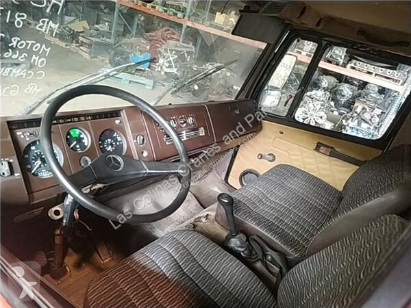 قطع غيار الآليات الثقيلة Mercedes Cabine A 673...