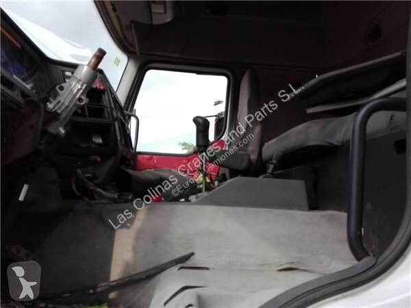 قطع غيار الآليات الثقيلة Renault Cabine...