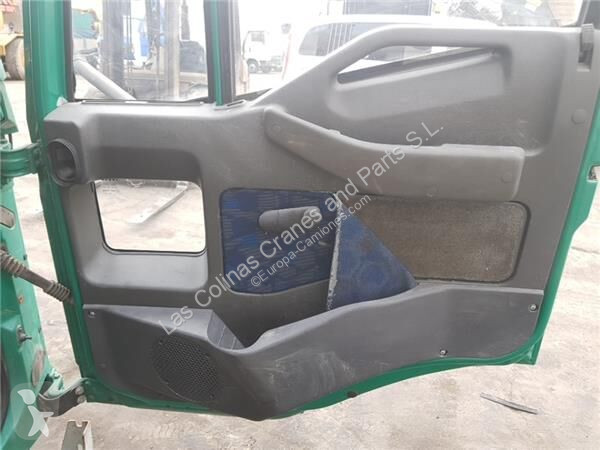 قطع غيار الآليات الثقيلة Iveco Porte 504034092...