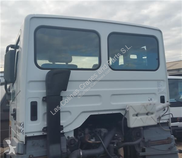 قطع غيار الآليات الثقيلة Nissan Cabine pour...