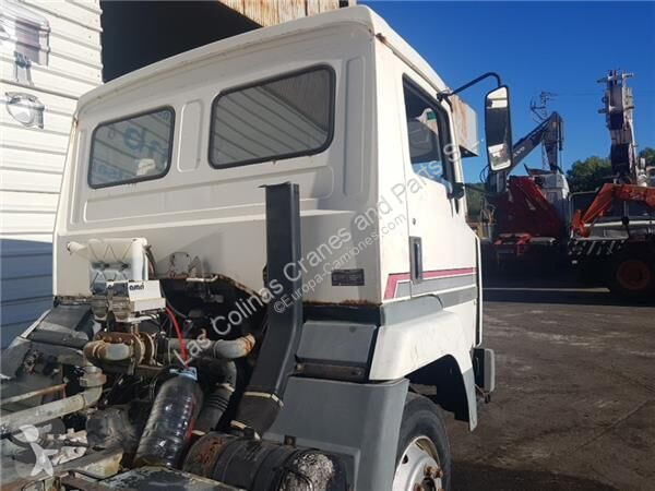 قطع غيار الآليات الثقيلة Nissan Cabine pour...