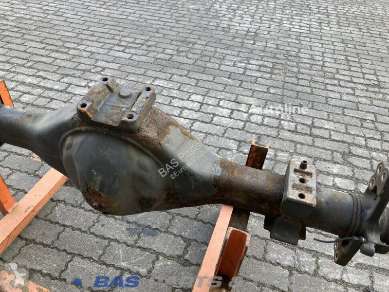 قطع غيار الآليات الثقيلة Mercedes housing Mercedes