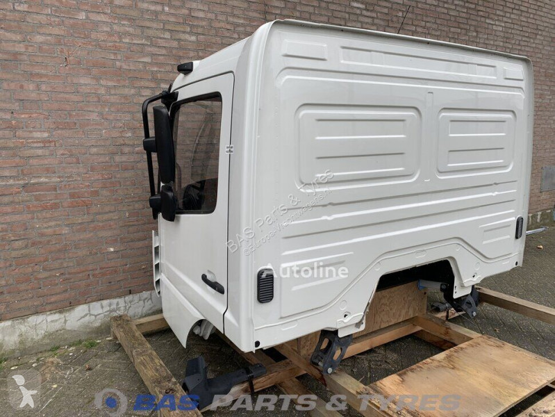 قطع غيار الآليات الثقيلة Mercedes