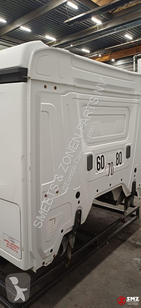 قطع غيار الآليات الثقيلة Mercedes Occ cabine...