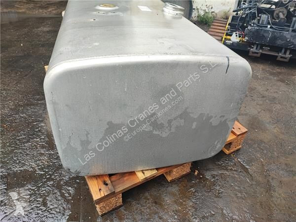 قطع غيار الآليات الثقيلة Iveco Réservoir de...
