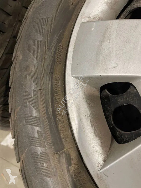 قطع غيار الآليات الثقيلة Bridgestone *Mercedes...