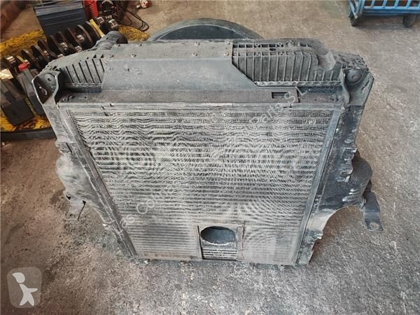 قطع غيار الآليات الثقيلة Iveco Radiateur de...